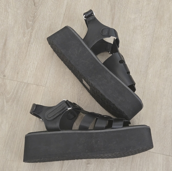 New Urban Outfitters Shaina Huarache Flatform Chunky Black Platform Sandals - Picture 4 of 12